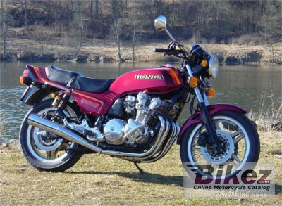 1982 Honda CB 750 F photo